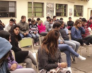El Espacio La Perla visitó el IPEM Nº 23 en Unquillo