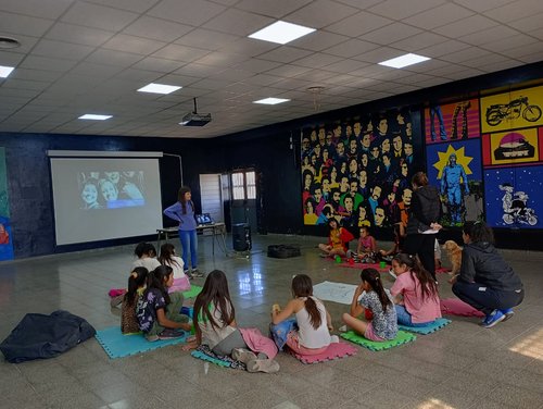 encuentro con la escuela de fútbol femenino1_2024